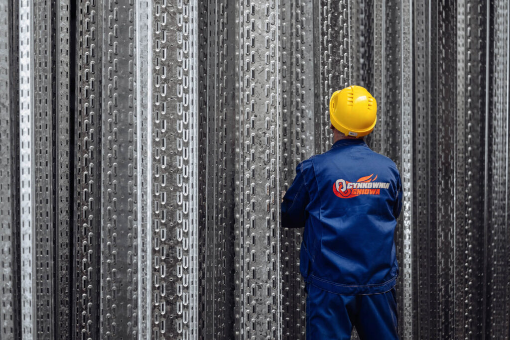 cynkowanie ogniowe dużych konstrukcji